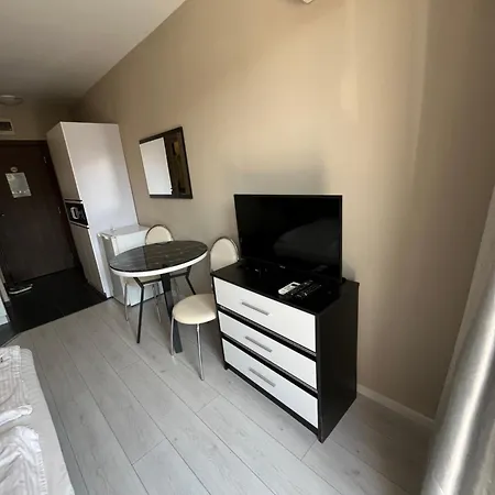 Apartment Admiral Plaza Colorful *