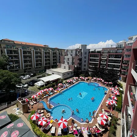 Admiral Plaza Colorful Apartment Sunny Beach