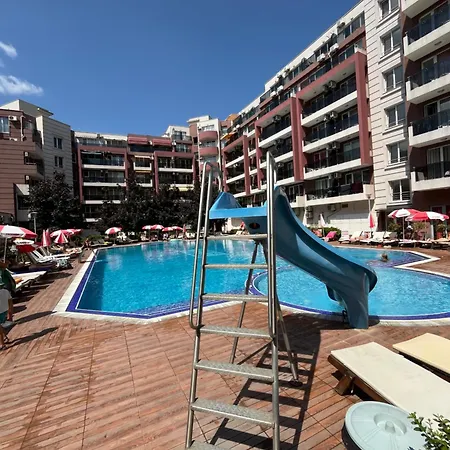 Admiral Plaza Colorful Apartment Sunny Beach