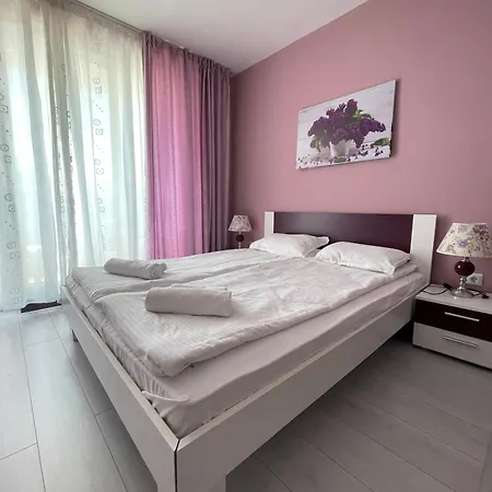 Apartment Admiral Plaza Colorful *