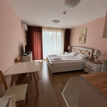 Apartment Admiral Plaza Colorful