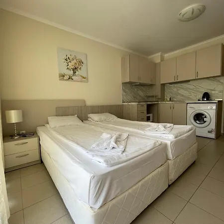 Admiral Plaza Colorful Apartment Sunny Beach